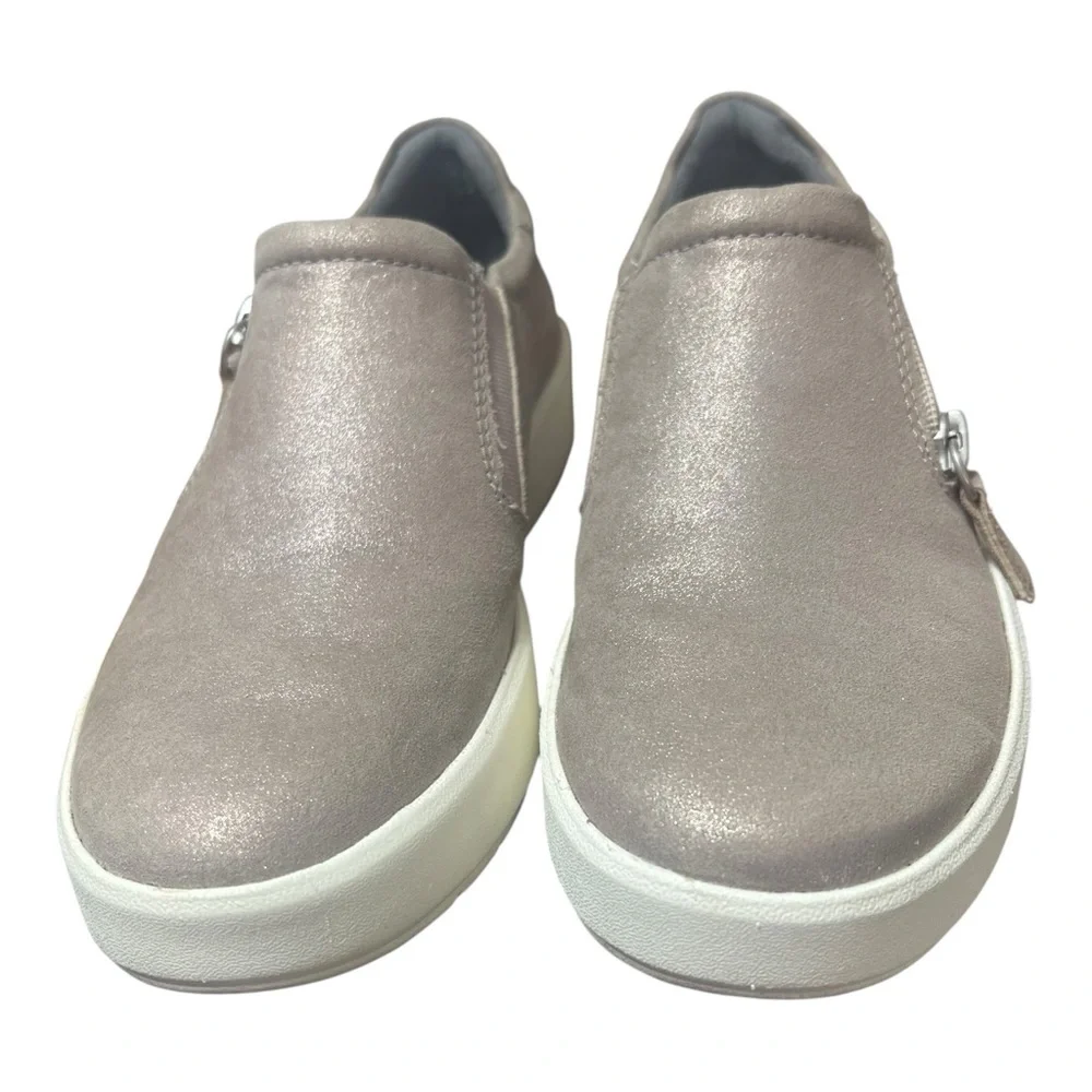 Clarks Collection Layton Step Metallic Taupe Slip-On Sneakers